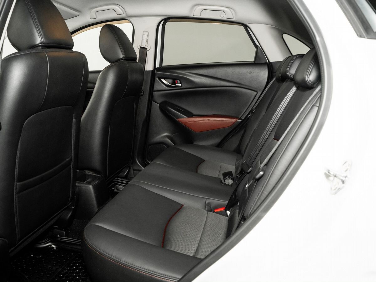 Mazda CX-3 2015 - фото автомобиля