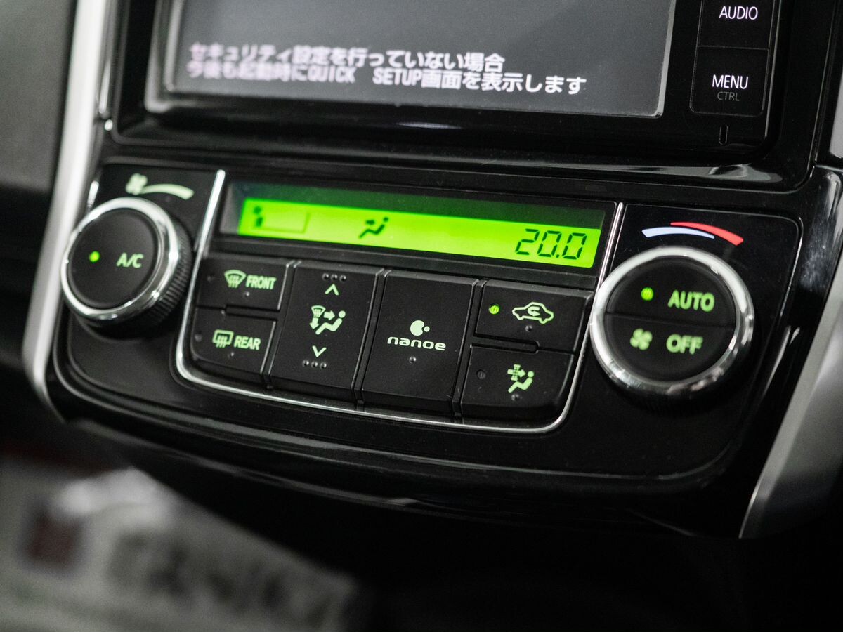 Toyota Corolla Fielder 2015 - фото автомобиля