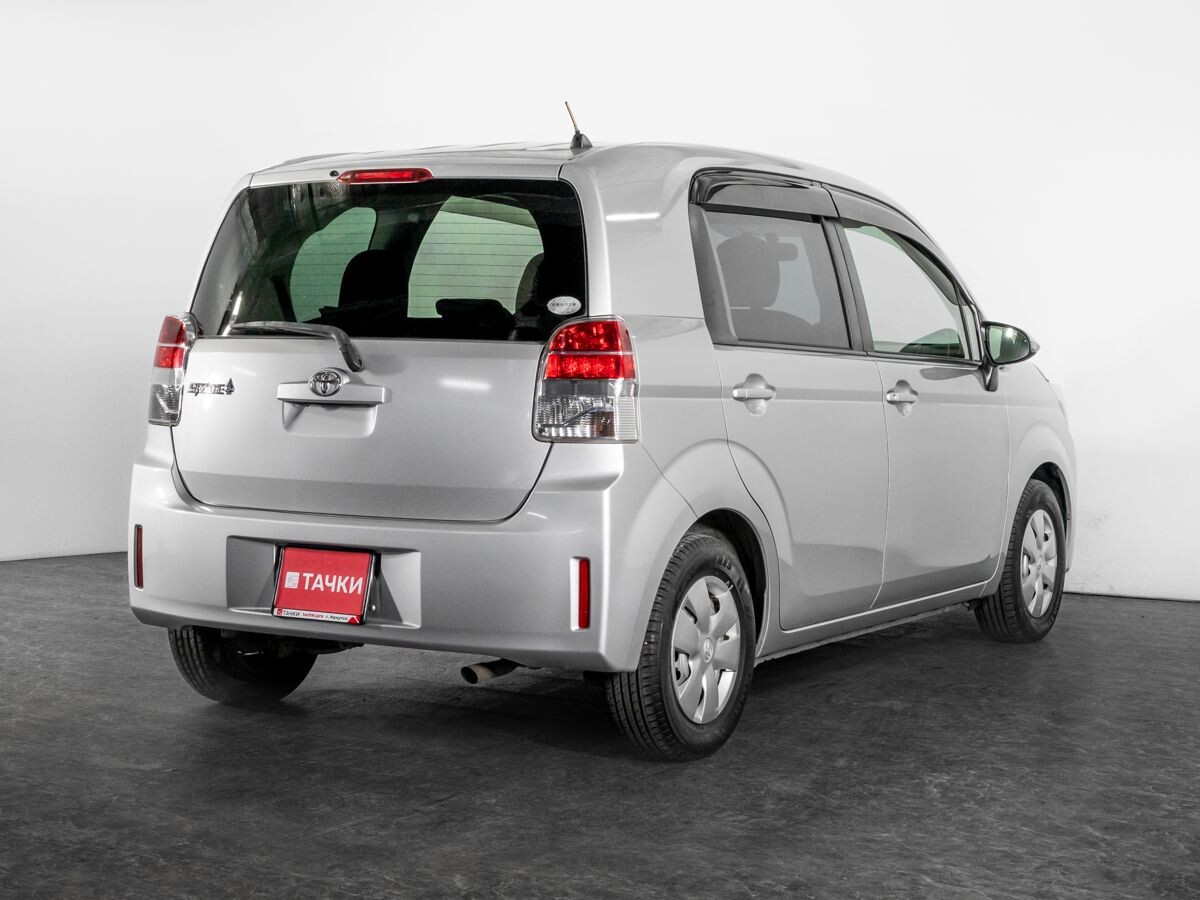 Toyota Spade 2013 - фото автомобиля