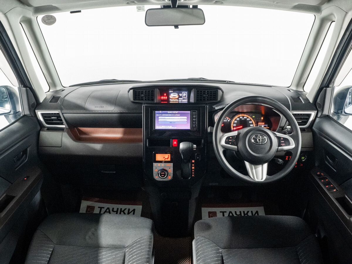 Toyota Tank 2017 - фото автомобиля