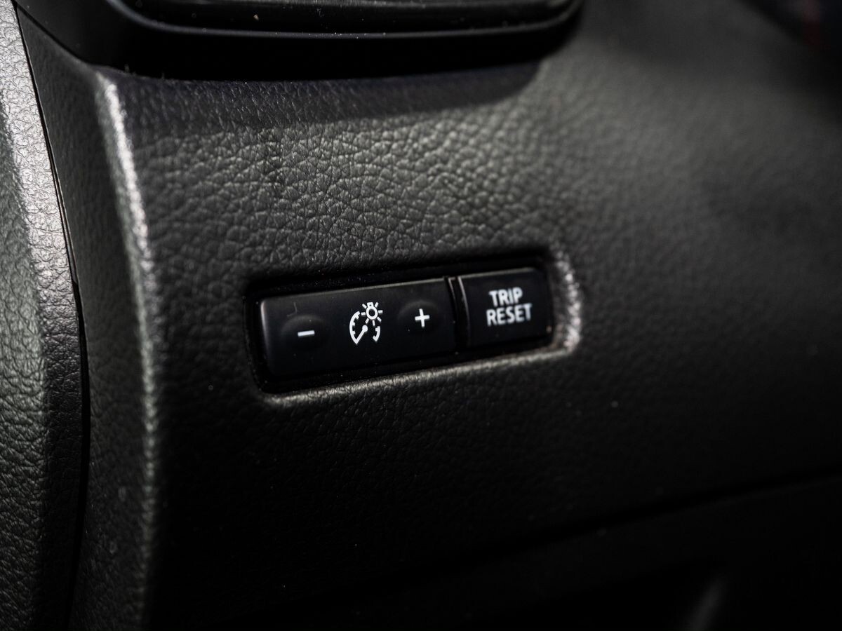Nissan X-Trail 2018 - фото автомобиля