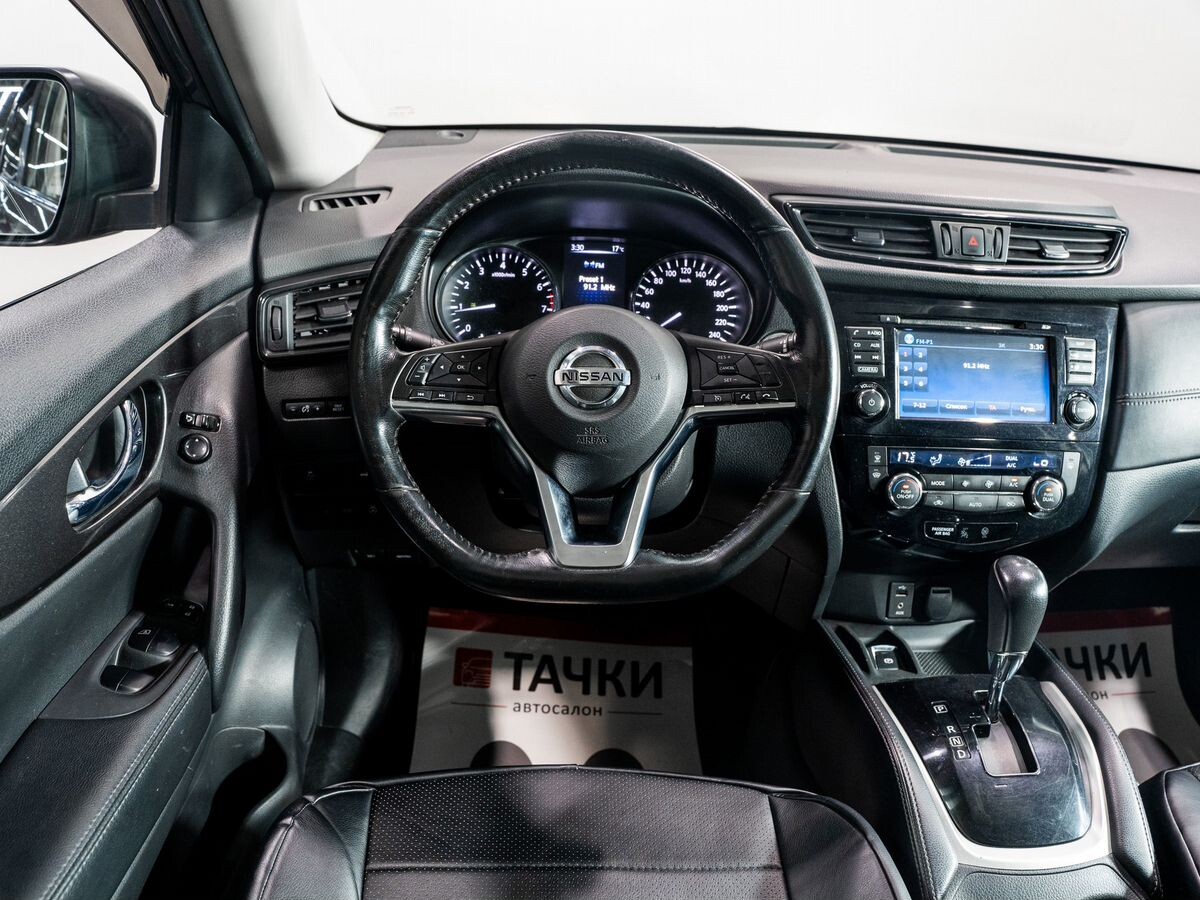 Nissan X-Trail 2018 - фото автомобиля