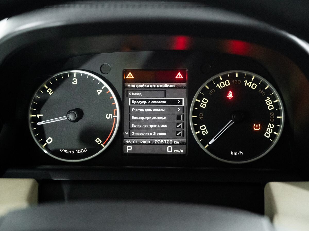 Land Rover Range Rover Sport 2011 - фото автомобиля