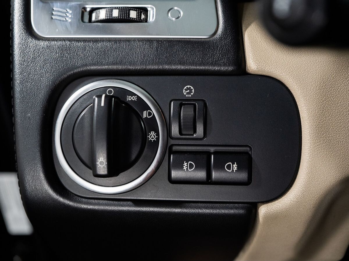 Land Rover Range Rover Sport 2011 - фото автомобиля