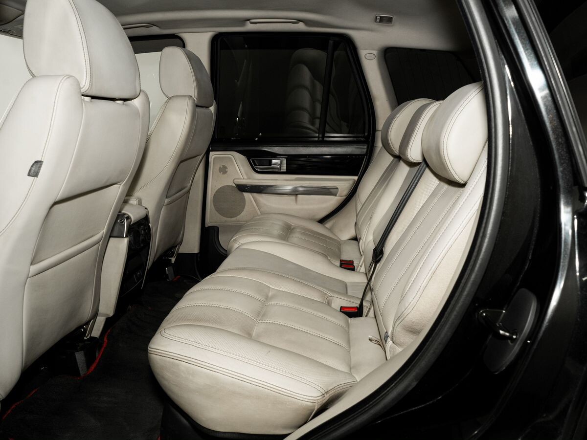 Land Rover Range Rover Sport 2011 - фото автомобиля