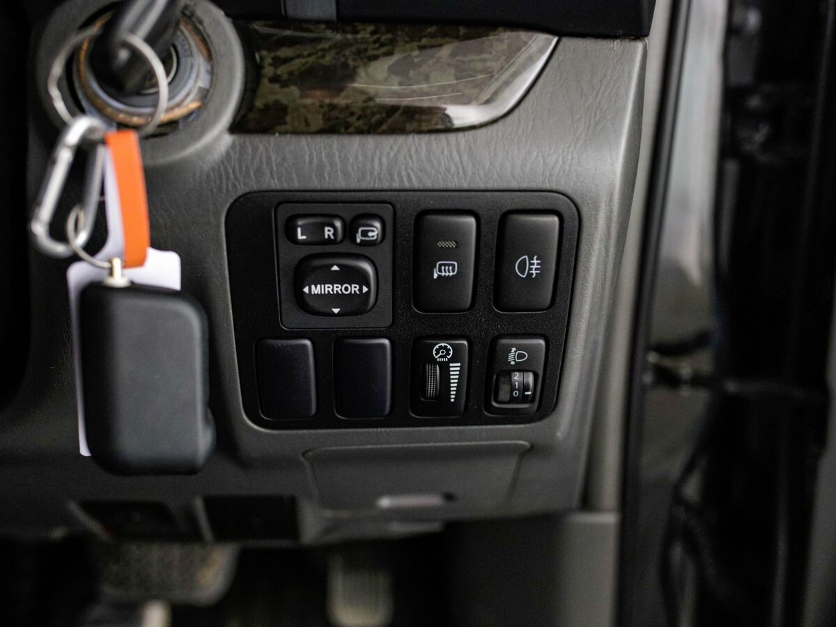 Toyota Land Cruiser Prado 2007 - фото автомобиля