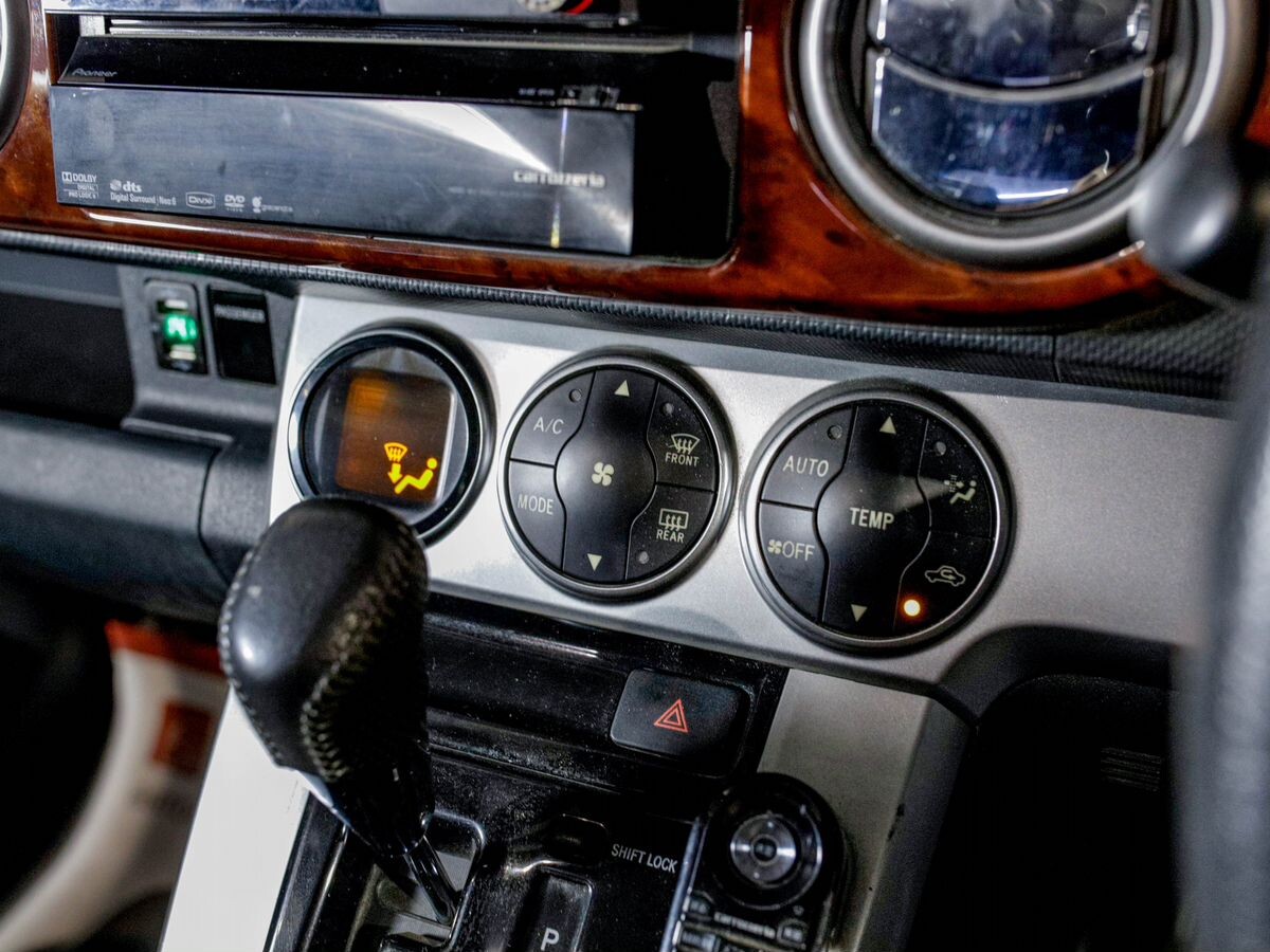 Toyota Corolla Rumion 2014 - фото автомобиля