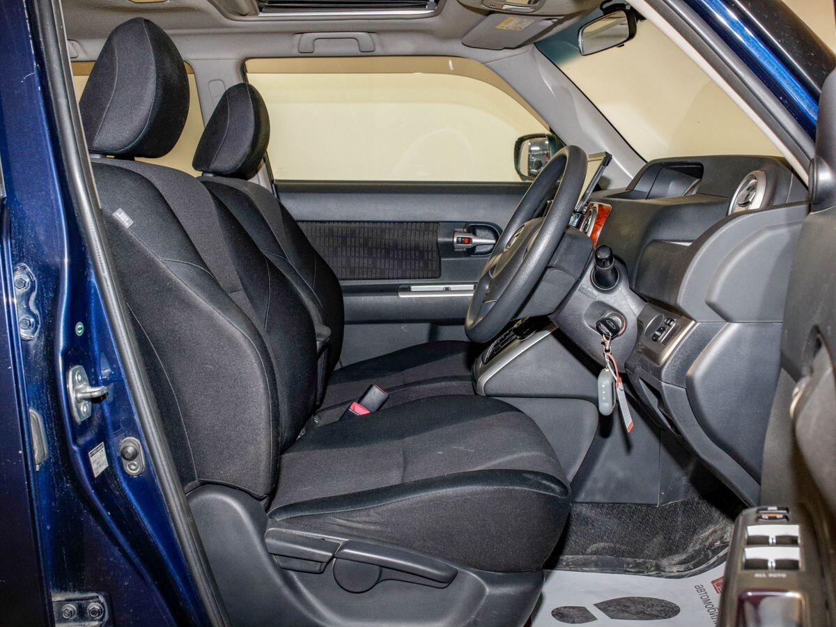Toyota Corolla Rumion 2014 - фото автомобиля