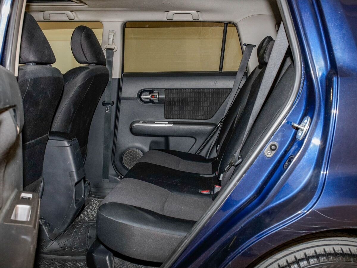 Toyota Corolla Rumion 2014 - фото автомобиля