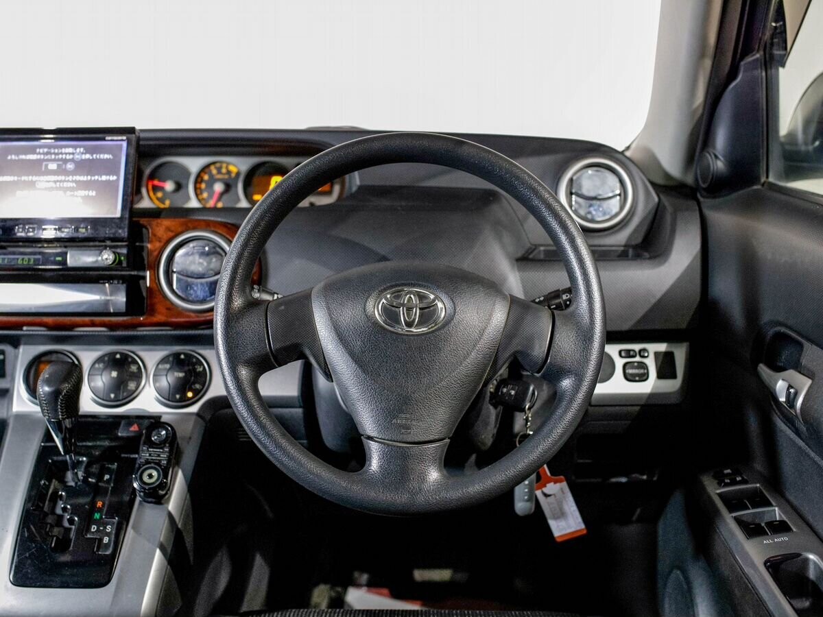 Toyota Corolla Rumion 2014 - фото автомобиля