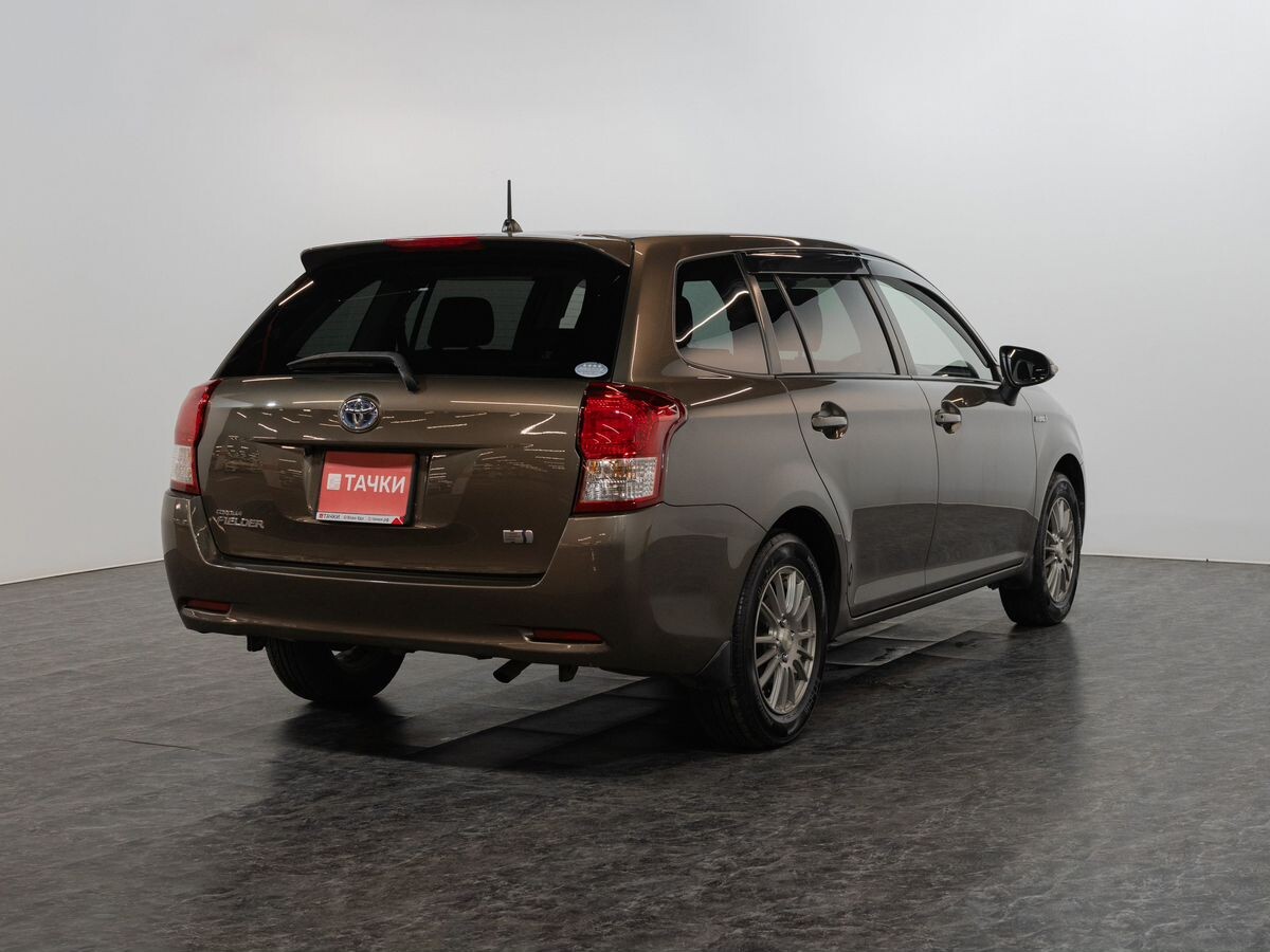 Toyota Corolla Fielder 2013 - фото автомобиля