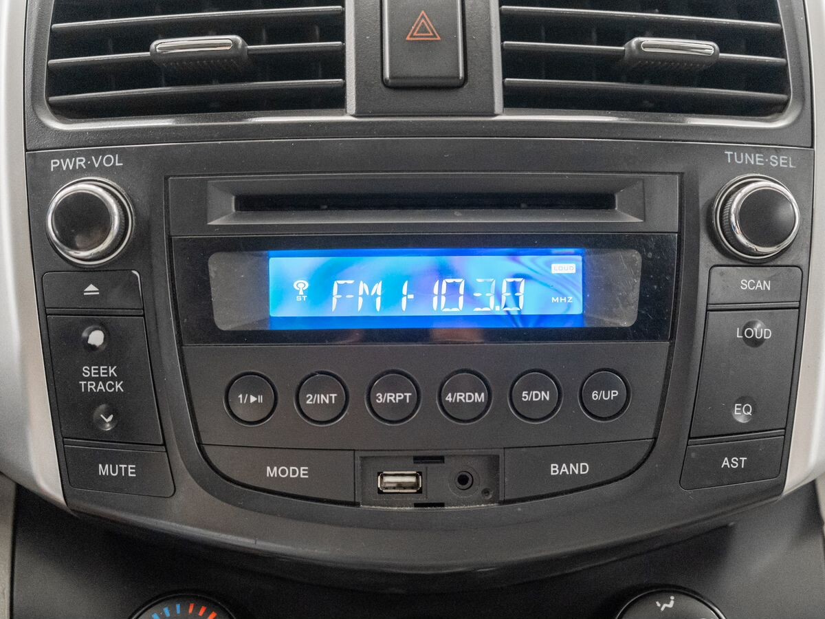 Lifan X60 2013 - фото автомобиля