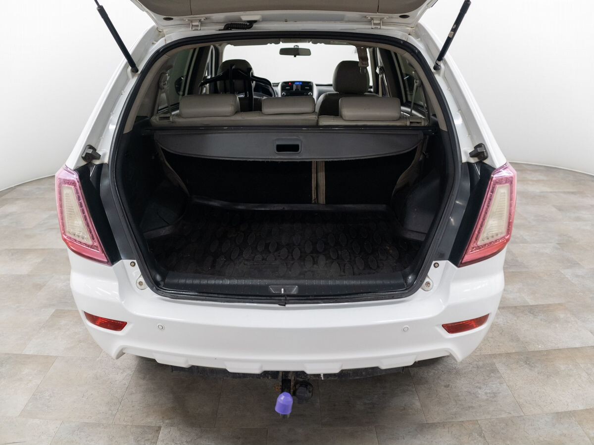 Lifan X60 2013 - фото автомобиля