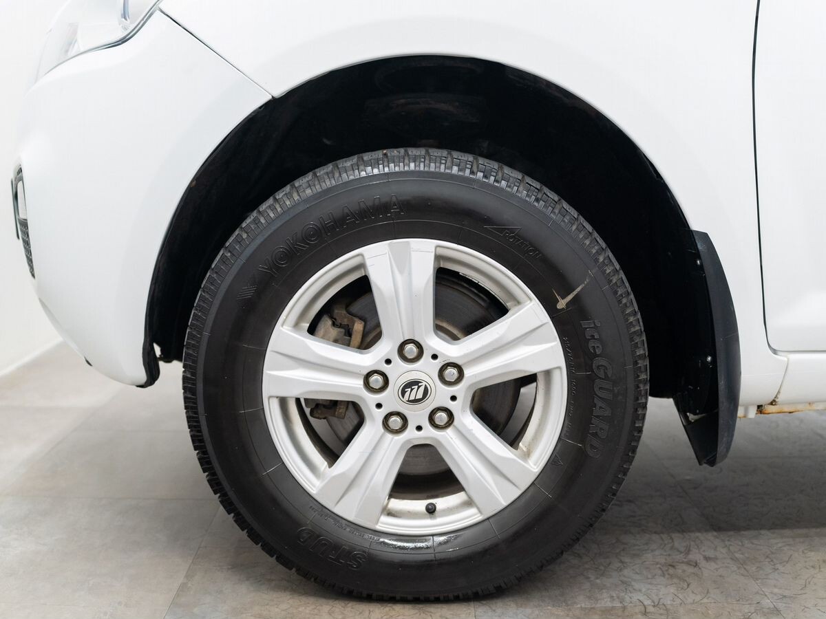 Lifan X60 2013 - фото автомобиля