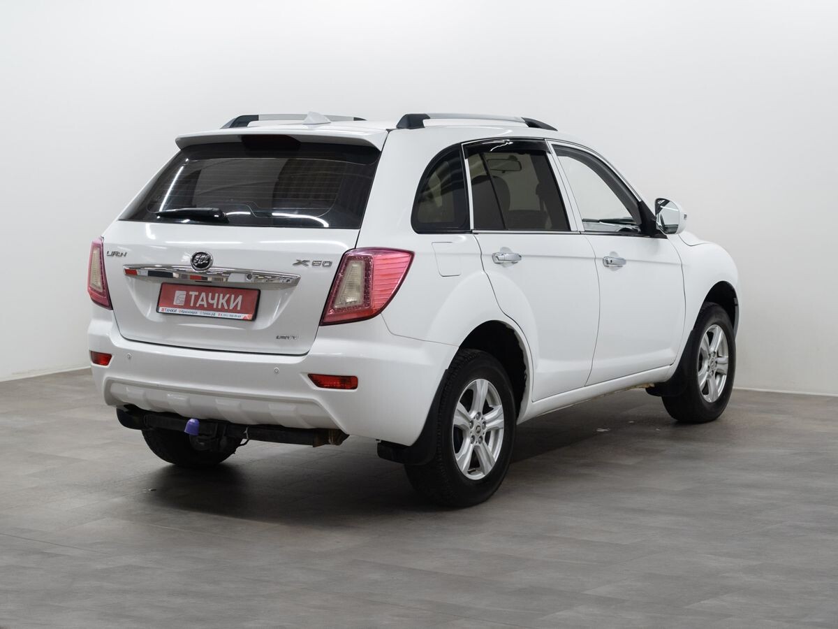 Lifan X60 2013 - фото автомобиля