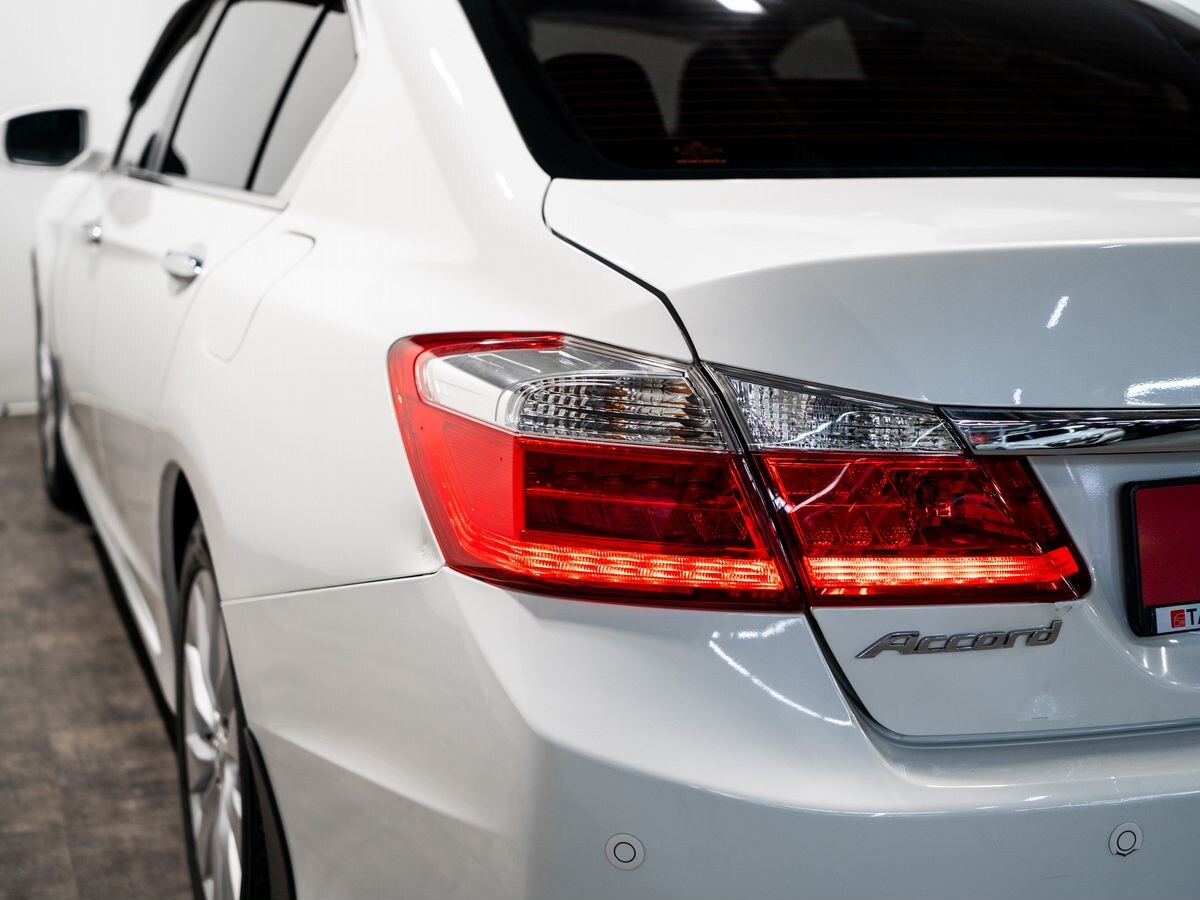 Honda Accord 2013 - фото автомобиля