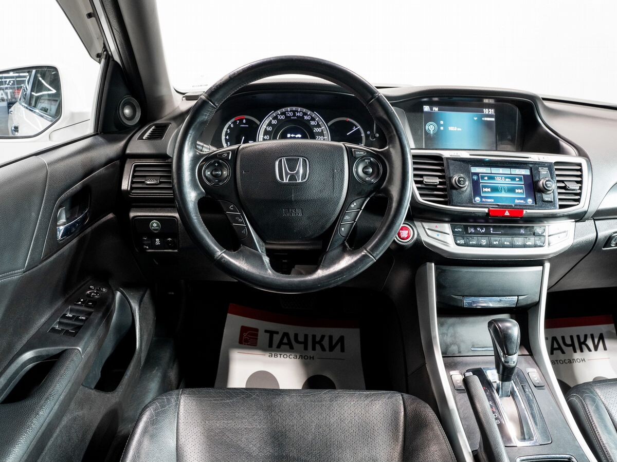 Honda Accord 2013 - фото автомобиля