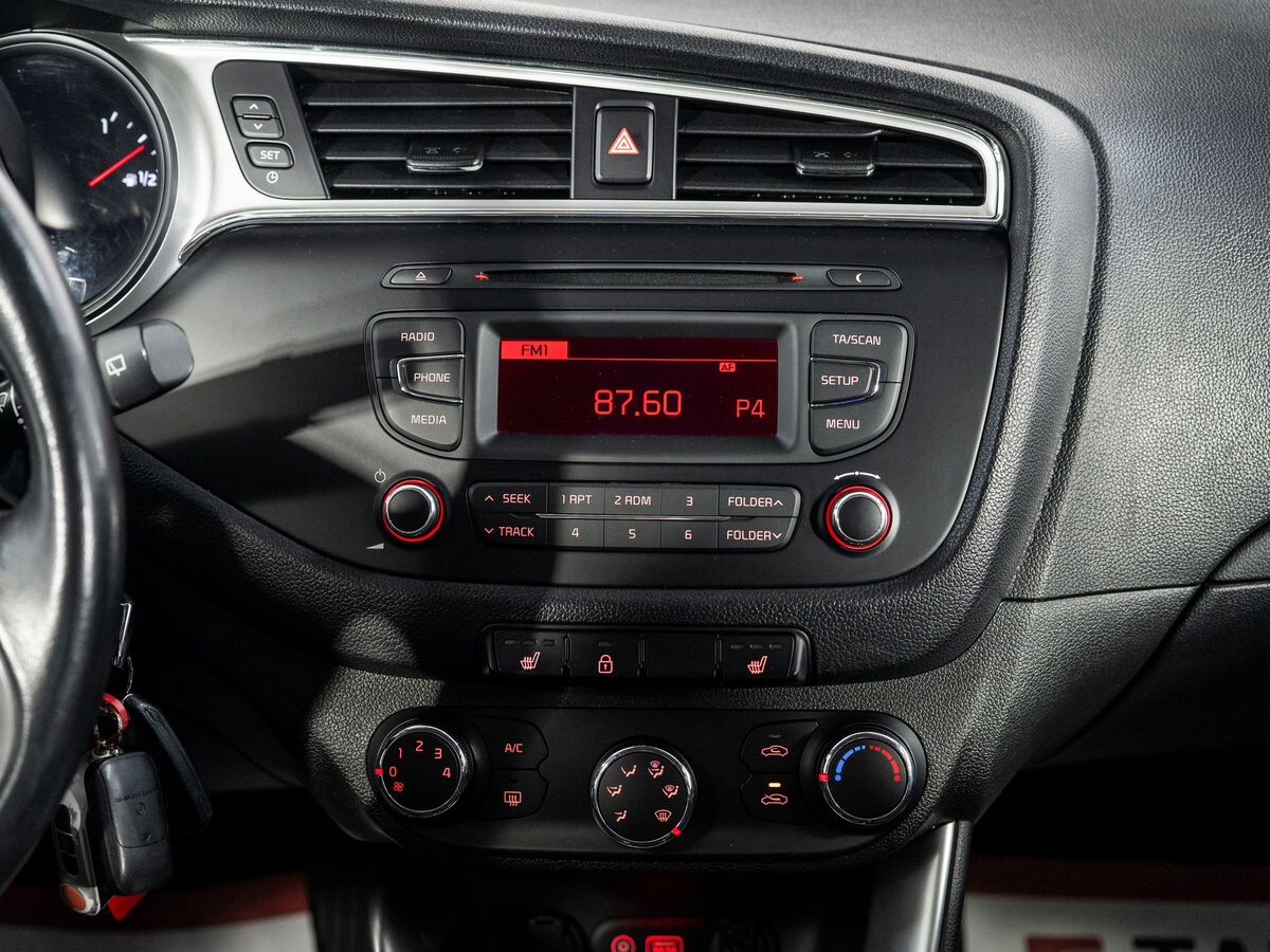 Kia Ceed 2017 - фото автомобиля