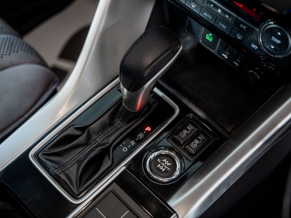 Mitsubishi Eclipse Cross 2020 - фото автомобиля