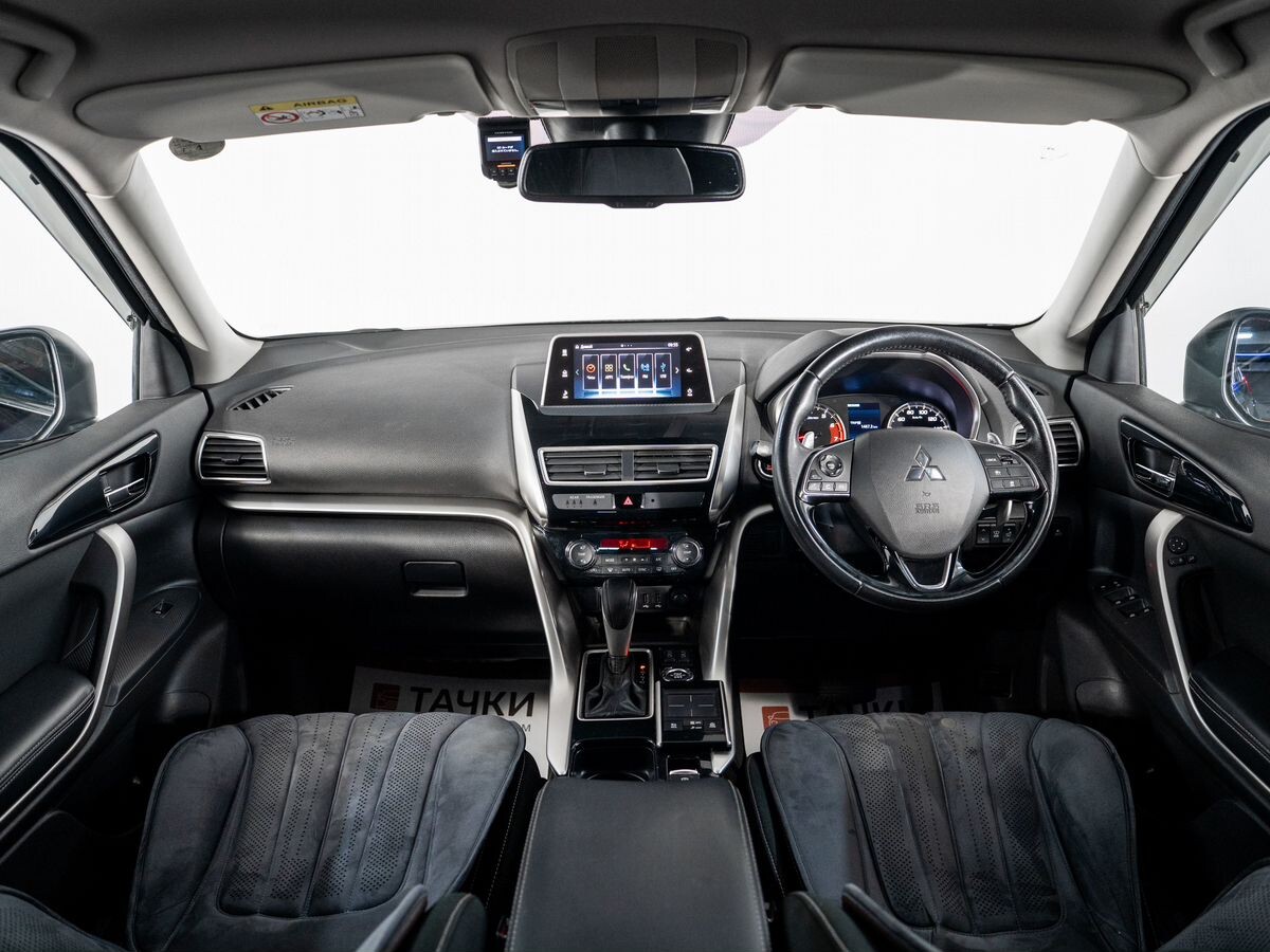 Mitsubishi Eclipse Cross 2020 - фото автомобиля