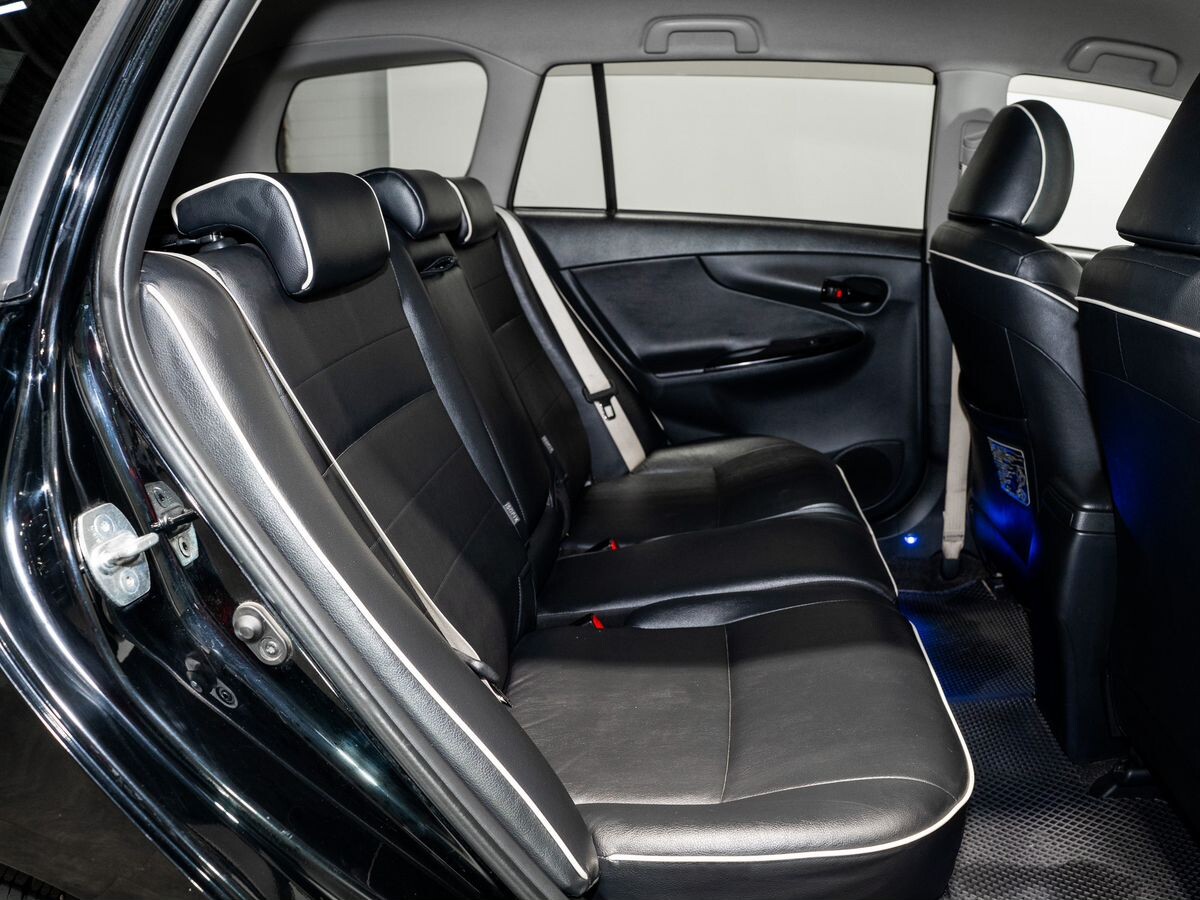 Toyota Corolla Fielder 2010 - фото автомобиля