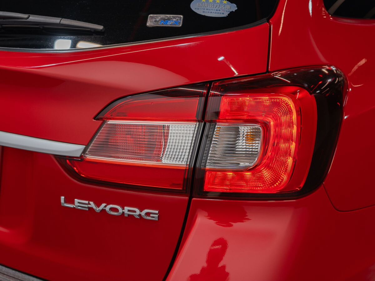 Subaru Levorg 2017 - фото автомобиля