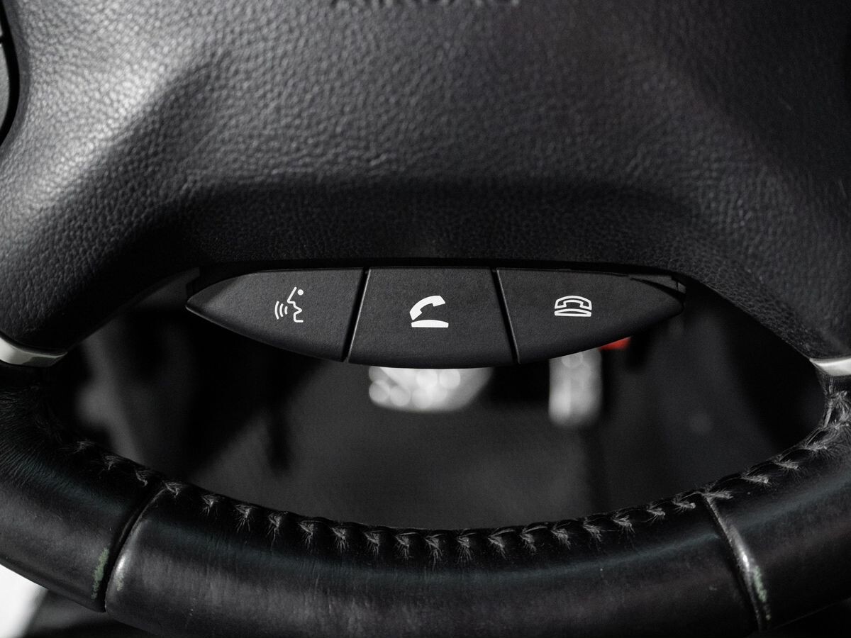 Mitsubishi Pajero 2012 - фото автомобиля