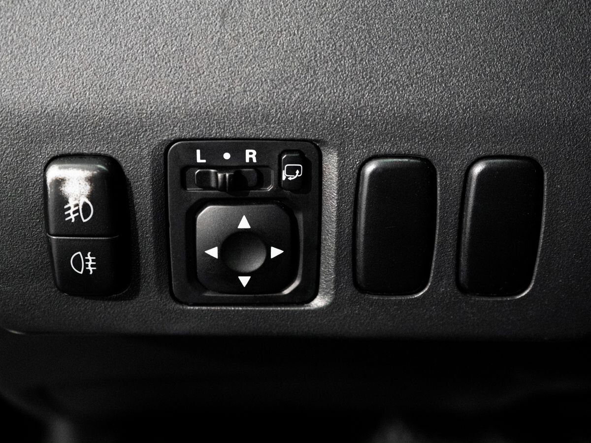 Mitsubishi Pajero 2012 - фото автомобиля