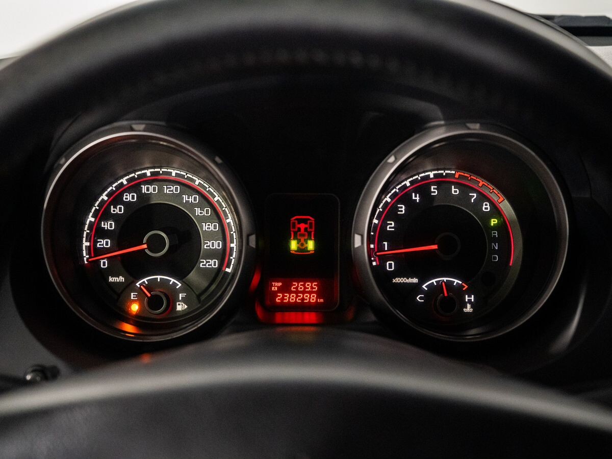 Mitsubishi Pajero 2012 - фото автомобиля