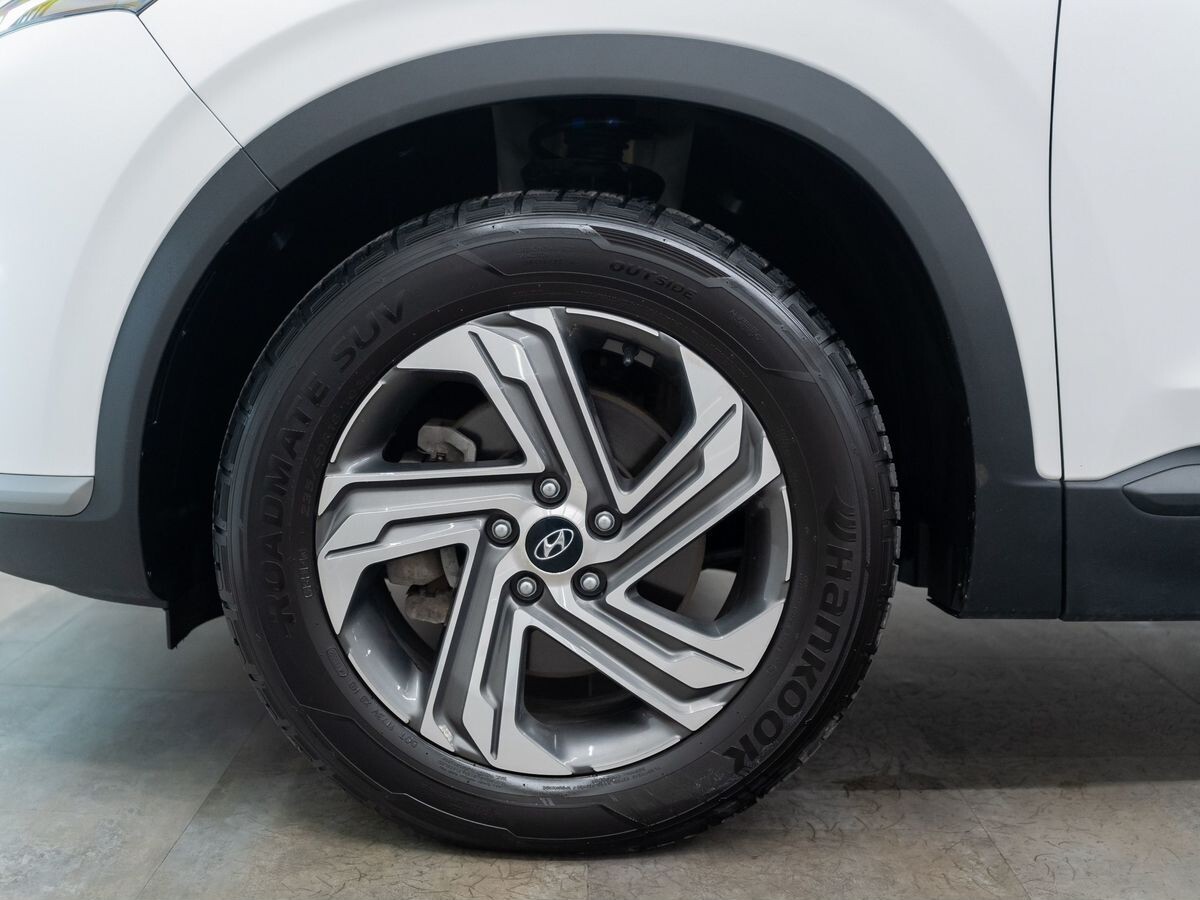 Hyundai Santa Fe 2020 - фото автомобиля