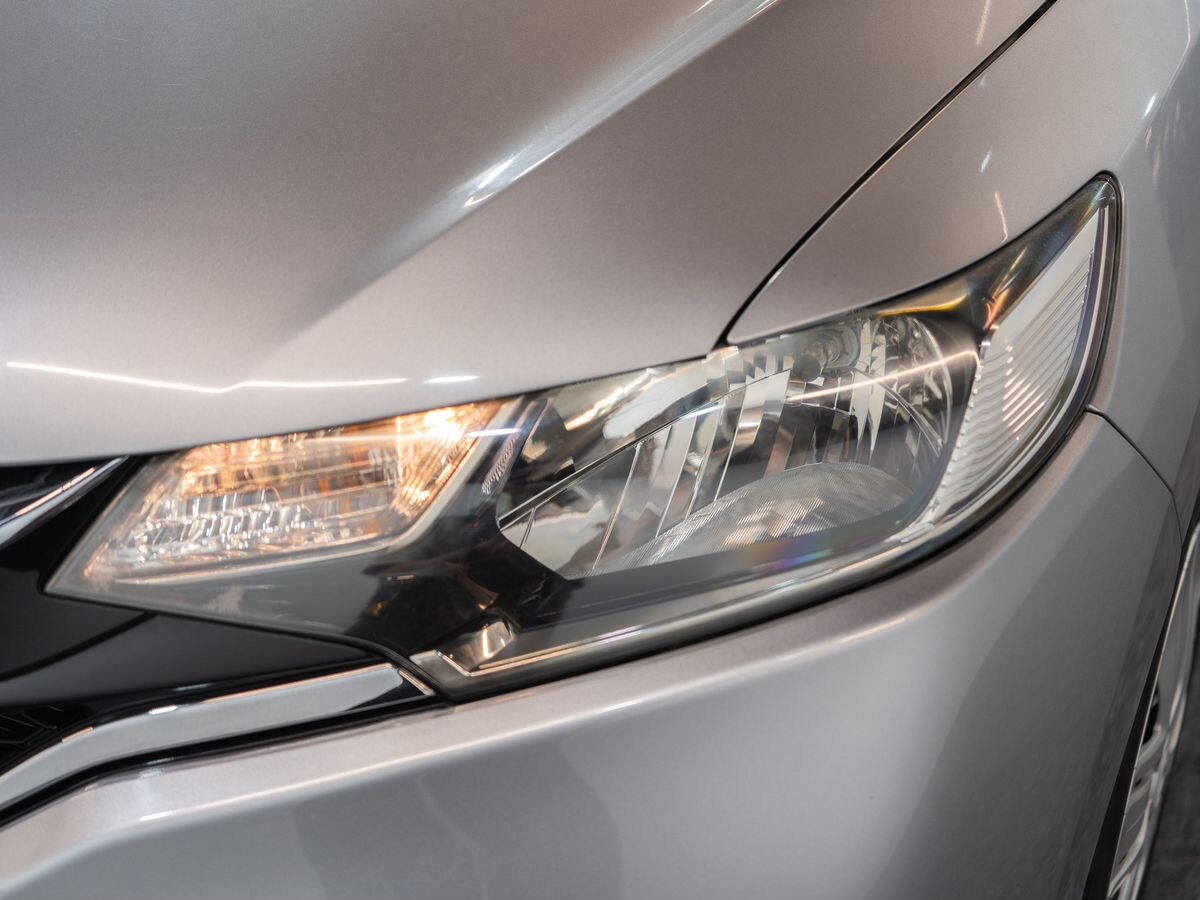 Honda Fit 2017 - фото автомобиля