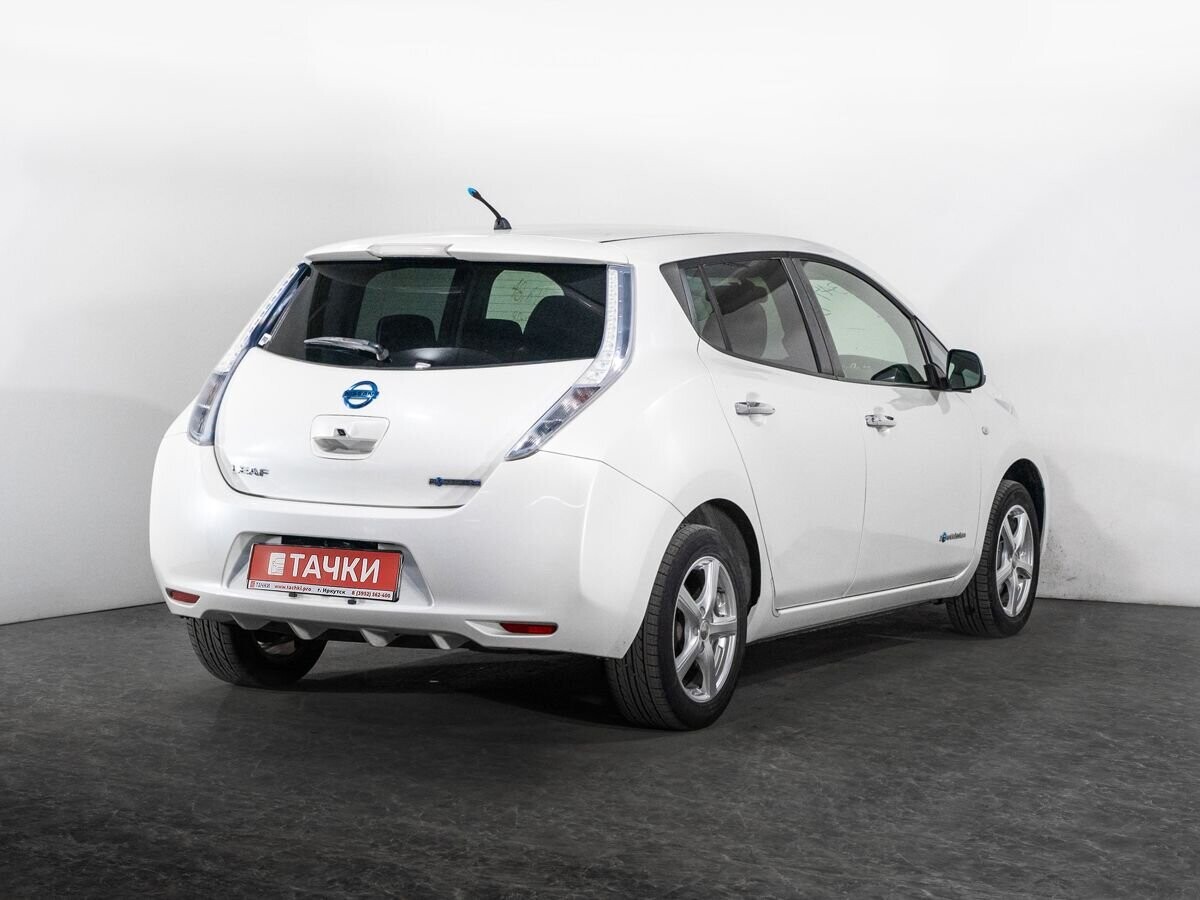 Nissan Leaf 2012 - фото автомобиля