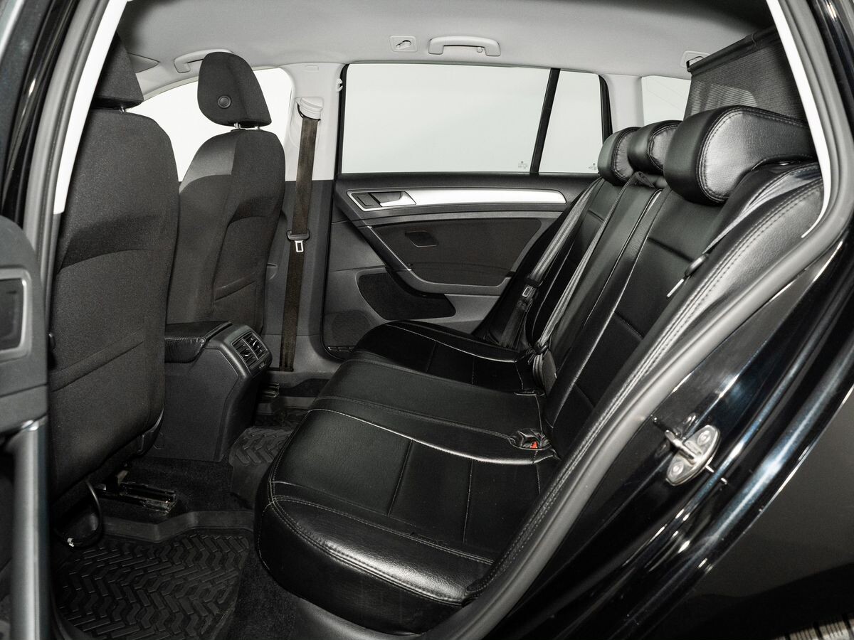 Volkswagen Golf 2014 - фото автомобиля
