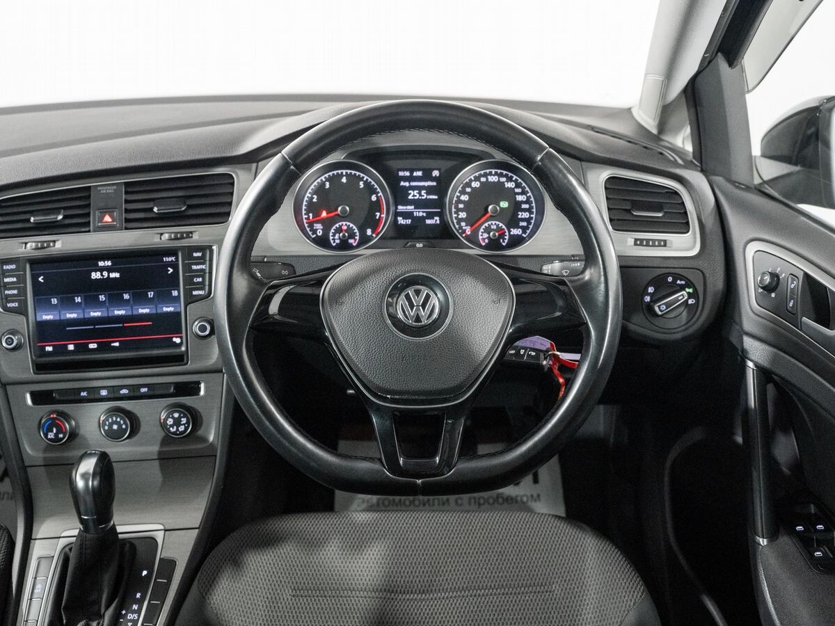 Volkswagen Golf 2014 - фото автомобиля