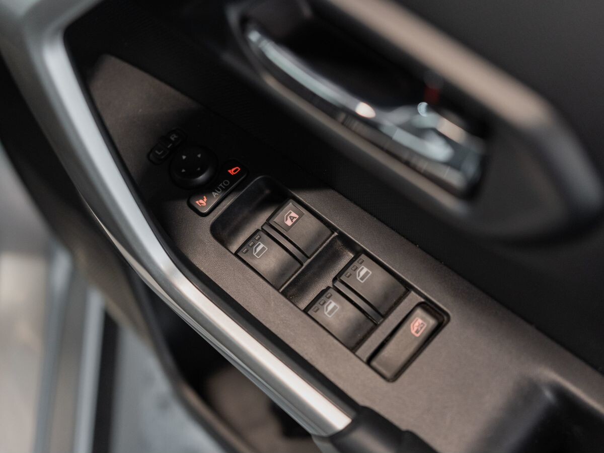 Toyota Raize 2020 - фото автомобиля