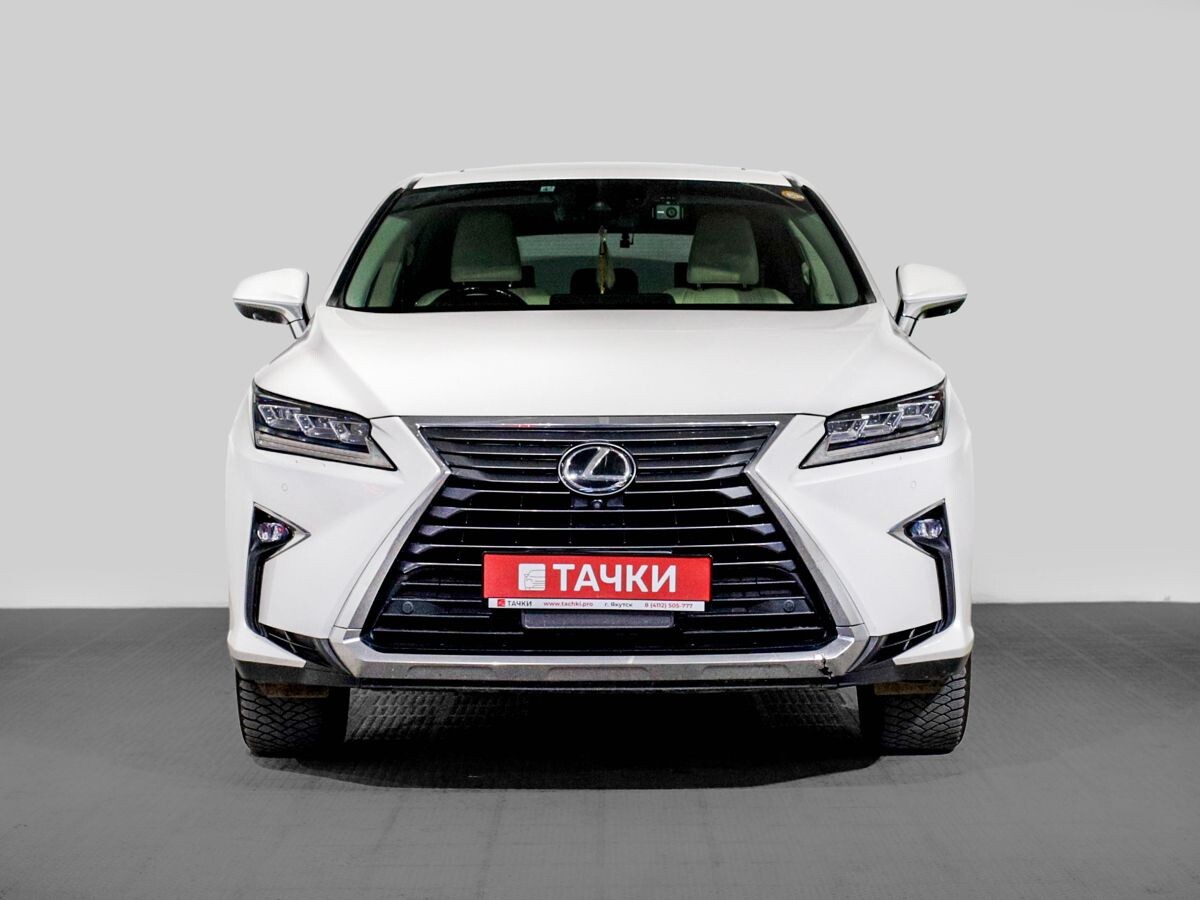 Lexus RX200t 2017 - фото автомобиля