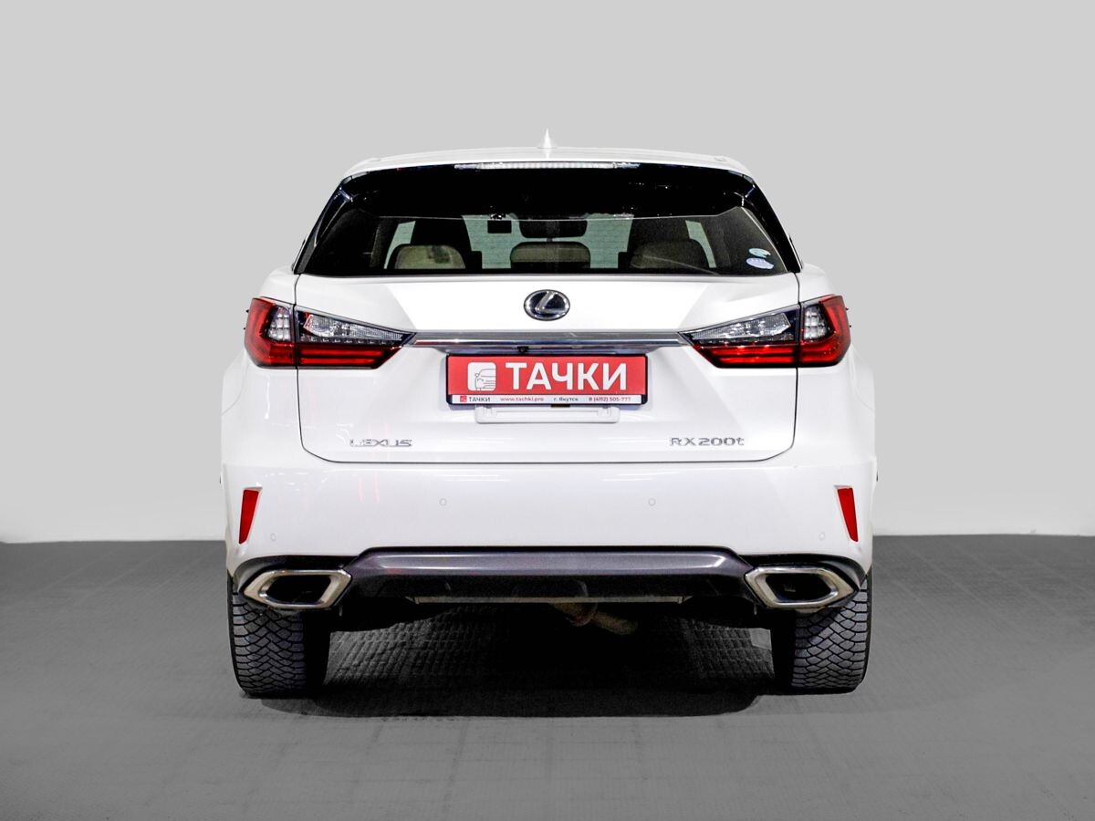 Lexus RX200t 2017 - фото автомобиля