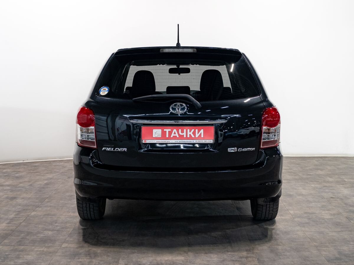 Toyota Corolla Fielder 2010 - фото автомобиля