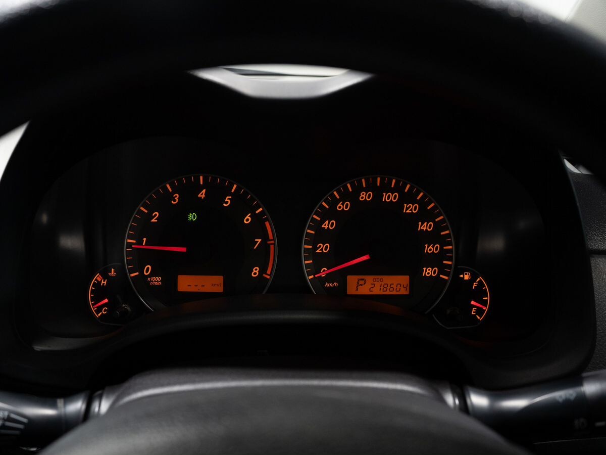 Toyota Corolla Fielder 2010 - фото автомобиля