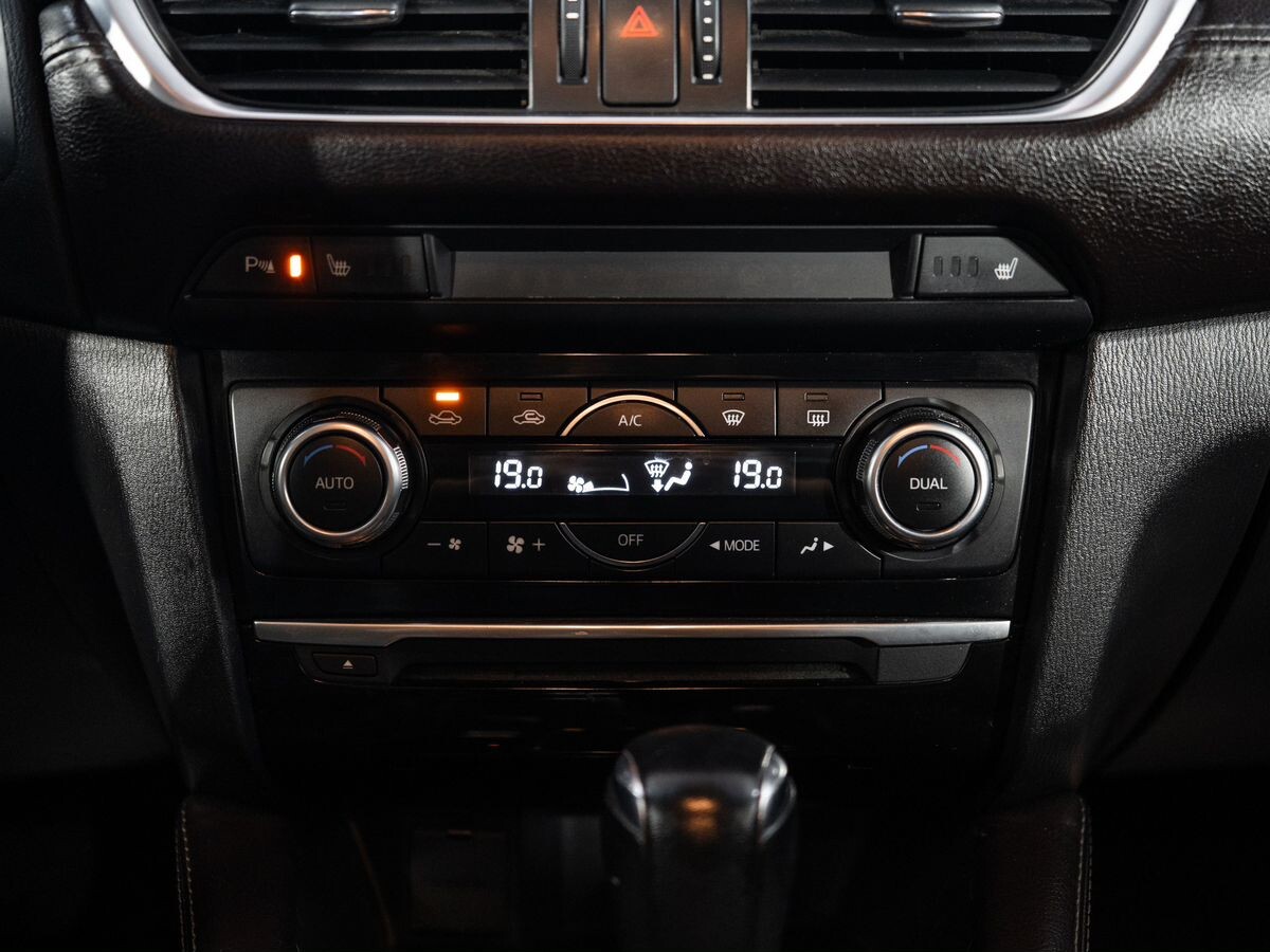 Mazda Mazda6 2015 - фото автомобиля
