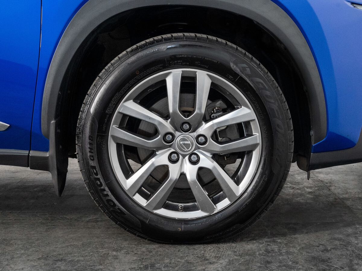 Lexus NX200 2016 - фото автомобиля