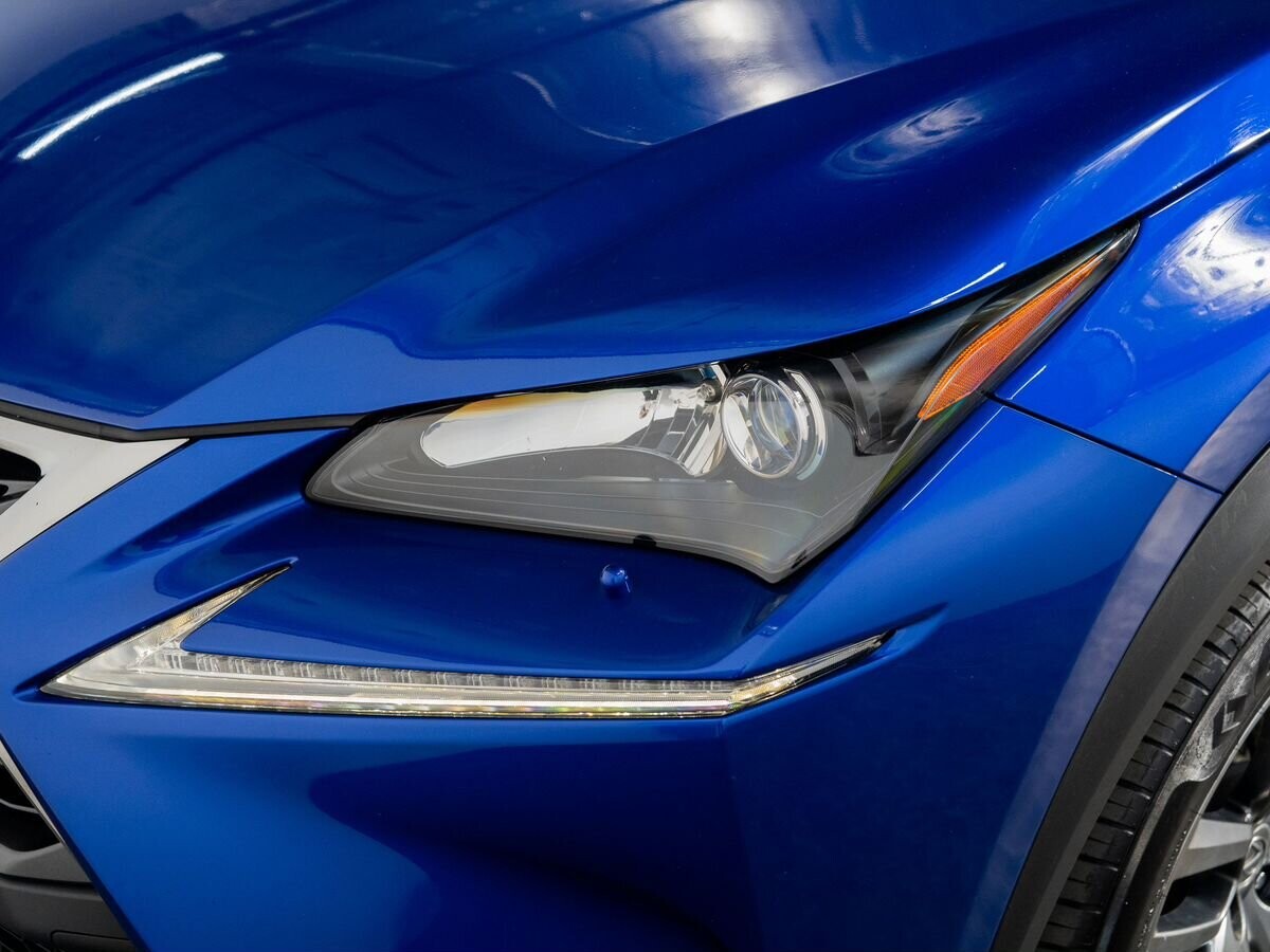 Lexus NX200 2016 - фото автомобиля