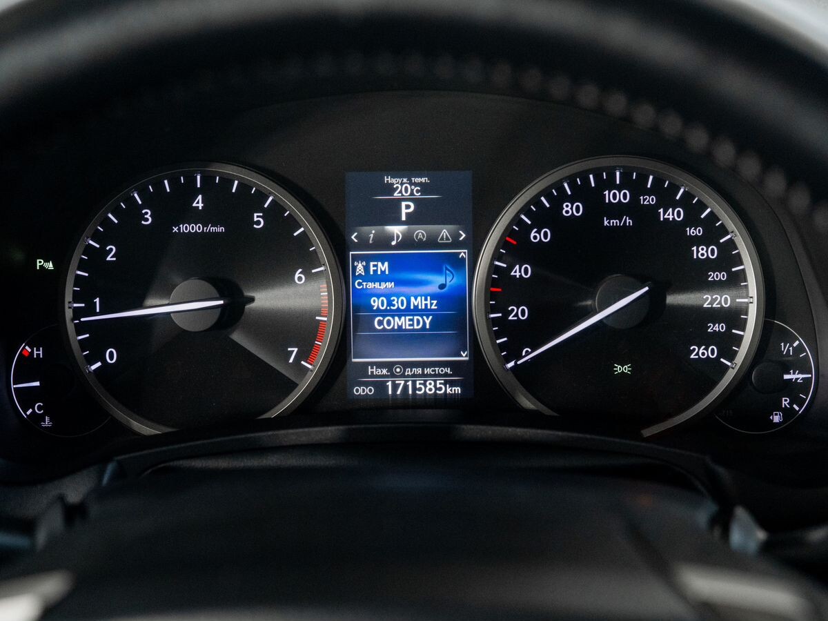 Lexus NX200 2016 - фото автомобиля