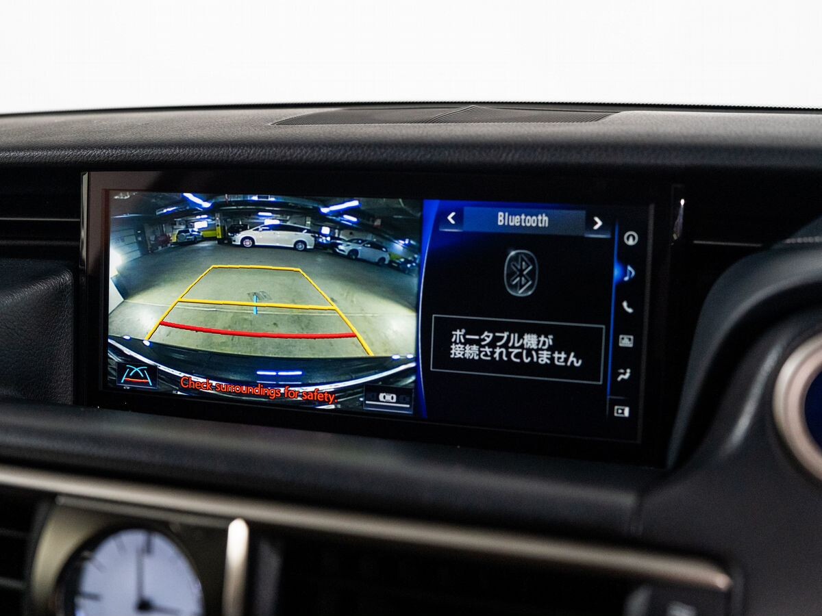 Lexus IS300h 2016 - фото автомобиля