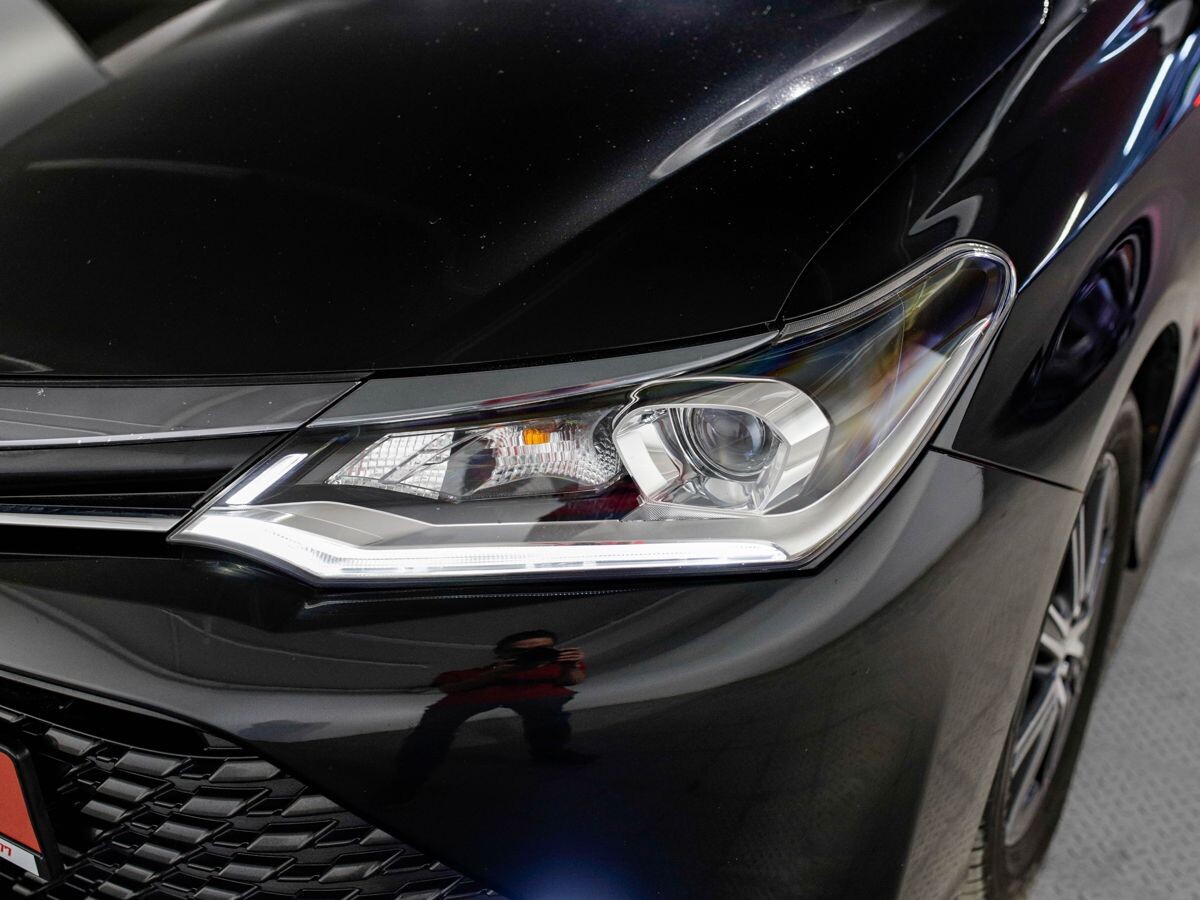 Toyota Corolla Fielder 2015 - фото автомобиля