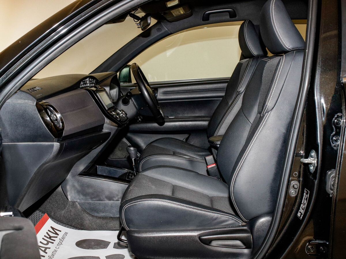 Toyota Corolla Fielder 2015 - фото автомобиля