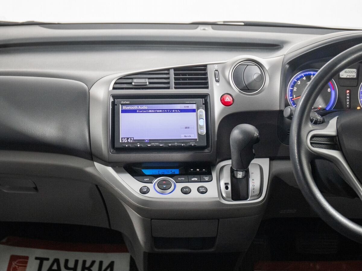 Honda Stream 2009 - фото автомобиля
