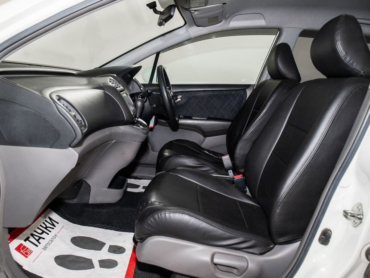 Honda Stream 2009 - фото автомобиля