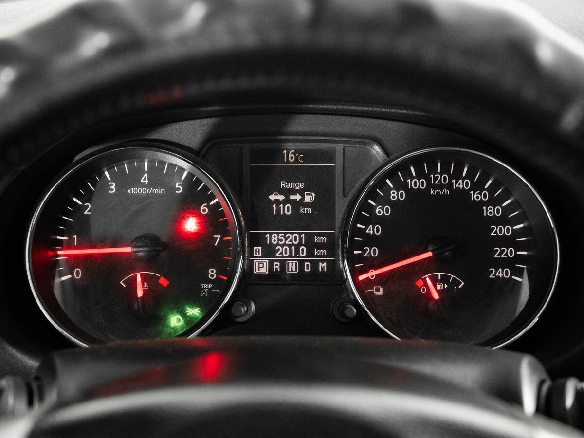 Nissan Qashqai 2010 - фото автомобиля