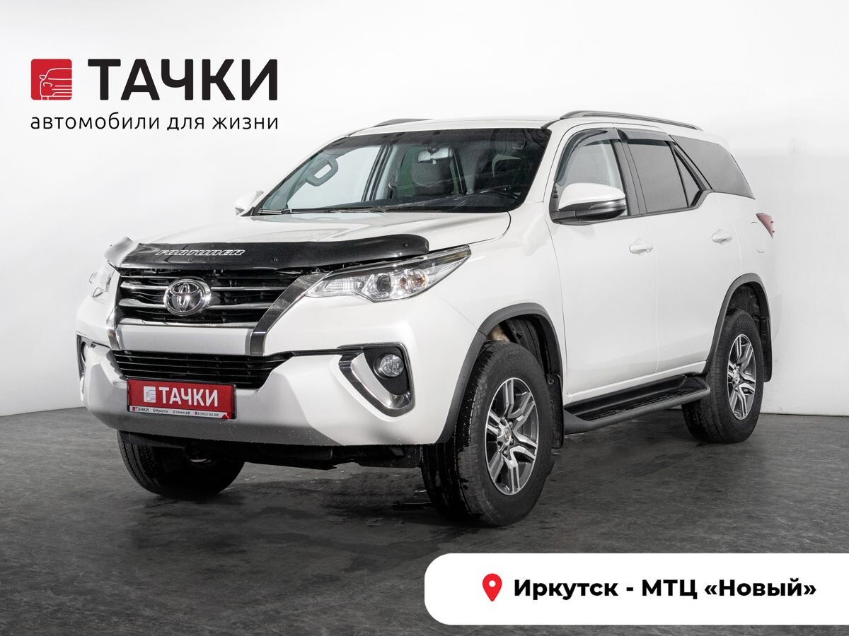 Toyota Fortuner 2018 - фото автомобиля
